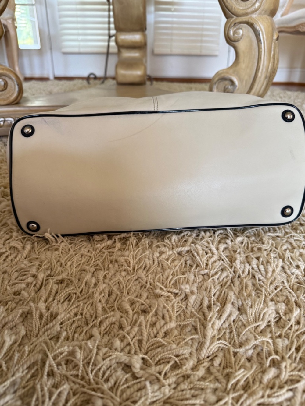 COACH Laura Kisslock Framed Ivory Leather Satchel Red Interior F14866 - Picture 11 of 16